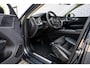 Volvo XC60 2.0 T6 Plug-in hybrid AWD Plus Dark | Adaptieve Cruise Control | Panoramadak | 21" Velgen | Stoel-/Stuur-/Voorruitverwarming | Harman Kardon Audio | Standkachel | Dodehoek Detectie |