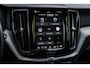 Volvo XC60 2.0 T6 Plug-in hybrid AWD Plus Dark | Adaptieve Cruise Control | Panoramadak | 21" Velgen | Stoel-/Stuur-/Voorruitverwarming | Harman Kardon Audio | Standkachel | Dodehoek Detectie |