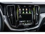 Volvo XC60 2.0 T6 Plug-in hybrid AWD Plus Dark | Adaptieve Cruise Control | Panoramadak | 21" Velgen | Stoel-/Stuur-/Voorruitverwarming | Harman Kardon Audio | Standkachel | Dodehoek Detectie |