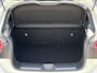 Mercedes-Benz A-klasse 180 Business Solution AMG | AMG-Line | Sportstoelen | Stoelverwarming | Navigatie | Achteruitrijcamera | Parkeersensoren | Lichtmetalen Velgen 18 inch | LED Koplampen