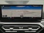 BMW 3-Serie Touring 320e xDrive / Trekgewicht 1.500 kg / Dealer onderhouden / Elektrische achterklep / Glazen schuif- en kanteldak / Head Up Display / Stoelverwarming / Achteruitrijcamera / Adaptief cruise control / Apple Carplay Android Auto / Keyless Entry/Start /