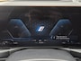 BMW 3-Serie Touring 320e xDrive / Trekgewicht 1.500 kg / Dealer onderhouden / Elektrische achterklep / Glazen schuif- en kanteldak / Head Up Display / Stoelverwarming / Achteruitrijcamera / Adaptief cruise control / Apple Carplay Android Auto / Keyless Entry/Start /