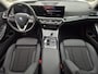 BMW 3-Serie Touring 320e xDrive / Trekgewicht 1.500 kg / Dealer onderhouden / Elektrische achterklep / Glazen schuif- en kanteldak / Head Up Display / Stoelverwarming / Achteruitrijcamera / Adaptief cruise control / Apple Carplay Android Auto / Keyless Entry/Start /