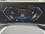 BMW 3-Serie Touring 320e xDrive / Trekgewicht 1.500 kg / Dealer onderhouden / Elektrische achterklep / Glazen schuif- en kanteldak / Head Up Display / Stoelverwarming / Achteruitrijcamera / Adaptief cruise control / Apple Carplay Android Auto / Keyless Entry/Start /