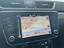 Skoda Superb Combi 1.4 TSI iV Style / SOH 99% / Fabrieksgarantie tm 20-2-28 / Black Pack / LED Matrix / Achteruitrijcamera / Stuur + Stoelverwarming V+A