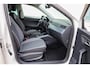 SEAT Arona 1.0 TSI 95pk Style Business Intense | Trekhaak | Park Assist | All-Season banden