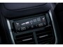 Volvo XC90 2.0 T8 Plug-in hybrid AWD Ultra Bright Exec. Ed. Executive | Trekhaak | Luchtvering | Gelaagd Glas | Bowers & Wilkins | Massage & Ventilatie Stoelen | Schuif-/ Kanteldak |