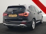 BMW X3 xDrive30e High Executive FACELIFT PHEV 293pk Dealer O.H. | Trekhaak Af Fabriek | Panodak | Camera | Lederen Sportstoelen Verwarmd | Apple Carplay | Park Assist | Navigatie | DAB | 18''L.M. | Plug In Hybrid |
