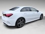 Mercedes-Benz A-klasse 180 Business Solution AMG NAVI/V-COCKPIT/CAM/DAB/LED/CARPLAY/ECC/PDC///