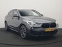 BMW X2 sDrive18i M Sport 140pk Dealer O.H. | Camera | Lederen Sportstoelen Verwarmd | Led Koplampen | Sfeerverlichting | Standkachel | Navigatie | DAB | 19''L.M. |