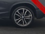 BMW X2 sDrive18i M Sport 140pk Dealer O.H. | Camera | Lederen Sportstoelen Verwarmd | Led Koplampen | Sfeerverlichting | Standkachel | Navigatie | DAB | 19''L.M. |