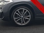 BMW X2 sDrive18i M Sport 140pk Dealer O.H. | Camera | Lederen Sportstoelen Verwarmd | Led Koplampen | Sfeerverlichting | Standkachel | Navigatie | DAB | 19''L.M. |