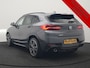 BMW X2 sDrive18i M Sport 140pk Dealer O.H. | Camera | Lederen Sportstoelen Verwarmd | Led Koplampen | Sfeerverlichting | Standkachel | Navigatie | DAB | 19''L.M. |