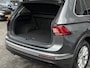 Volkswagen Tiguan 1.5 TSI ACT R-Line Pano | Camera | Dealer Onderhouden