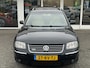Volkswagen Passat Variant 4.0 W8 4Motion 275pk Automaat,Sch.dak,Clima,Xenon,
