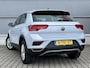 Volkswagen T-Roc 1.0 TSI 110pk Style Business | Navigatie | App Connect | Elektr. Achterklep