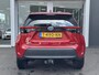 Toyota Yaris Cross 1.5 Hybrid Dynamic Dodehoekdetectie | Trekhaak | Parkeersensoren voor+achter | stoel/stuurwielverwarming | 17 inch | climate control