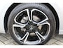 Opel Corsa 1.2-75pk GS-Line. Zeer nette en sportieve Opel Corsa, slechts 18.000km ! Panoramadak, Stoel- en stuurwielverw., Cruise Control, Climate Control, Navigatie by Apple CarPlay/Android auto, Camera, Dodehoek assistent, metallic lak etc.