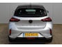 Opel Corsa 1.2-75pk GS-Line. Zeer nette en sportieve Opel Corsa, slechts 18.000km ! Panoramadak, Stoel- en stuurwielverw., Cruise Control, Climate Control, Navigatie by Apple CarPlay/Android auto, Camera, Dodehoek assistent, metallic lak etc.