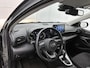 Toyota Yaris 1.5 Hybrid 115 Dynamic Comfort Pack | Dealeronderhouden | Stuur en stoelverwarming | PDC rondom | Onderweg-naar-dealer