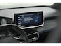 Peugeot e-2008 EV GT Avantage 54 kWh | 96.8% SOH | 11 KW Lader | 360 Camera | Panoramadak | Dodehoekdetectie