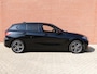 BMW 1-Serie 118i Introduction Edition Automaat Navigatie  Virtual Cockpit  Parkeersensoren  Ledverlichting  HiFi audio  Cruise Control  Climate Control  Getinte ramen