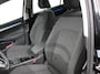 Volkswagen Golf Variant 1.0 TSI 110pk Life Digitale Cockpit Lichtmetalen Velgen Sfeerverlichting Cruise Control Climate Control Adaptive Parkeer sensoren Navigatie Apple Carplay/Android Auto Bluetooth Keyless start