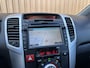 Kia Venga 1.6 CVVT ExecutiveLine | Panoramadak | Cruise Control | Achteruitrijcamera | Airconditioning | Bluetooth | Isofix