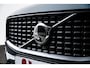 Volvo XC60 T8 Recharge AWD Ultimate Dark Panoramadak - Luchtvering voor/achter - Adaptieve Cruise Control - Head up - 360° Surround View - Harman Kardon - Stoelverwarming voor/achter - Stoelventilatie -