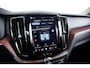 Volvo XC60 T8 Recharge AWD Ultimate Dark Panoramadak - Luchtvering voor/achter - Adaptieve Cruise Control - Head up - 360° Surround View - Harman Kardon - Stoelverwarming voor/achter - Stoelventilatie -