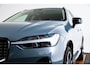Volvo XC60 T8 Recharge AWD Ultimate Dark Panoramadak - Luchtvering voor/achter - Adaptieve Cruise Control - Head up - 360° Surround View - Harman Kardon - Stoelverwarming voor/achter - Stoelventilatie -