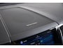 Volvo XC60 T8 Recharge AWD Ultimate Dark Panoramadak - Luchtvering voor/achter - Adaptieve Cruise Control - Head up - 360° Surround View - Harman Kardon - Stoelverwarming voor/achter - Stoelventilatie -
