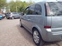 Opel Meriva 1.6-16V Cosmo - Airco - Navigatie Hemelvaartsdag geopend van 09:00- tot 16:00 uur