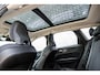 Volvo XC60 2.0 T6 Plug-in hybrid AWD Ultra Dark | Facelift | Panoramadak | Harman Kardon | Trekhaak | Stoel en Stuurverwarming | Head Up Display | FULL LED Koplampen |
