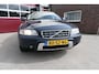 Volvo XC70 2.5 T Kinetic, Zeer netjes, All-seasons, trekhaak, PDC, Cruise control, leder