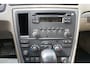 Volvo XC70 2.5 T Kinetic, Zeer netjes, All-seasons, trekhaak, PDC, Cruise control, leder