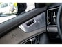 Volvo XC90 2.0 T8 Plug-in Hybrid AWD Ultra Dark | Facelift | Luchtvering | Bowers & Wilkins Audio | Head-up Display | 360 camera | Nappaleder | Stoelventilatie | Stoelmassage | Trekhaak | Alarm | Keyless Entry | Elektrische Achterklep | Matrix LED Koplampen