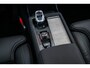 Volvo XC90 2.0 T8 Plug-in Hybrid AWD Ultra Dark | Facelift | Luchtvering | Bowers & Wilkins Audio | Head-up Display | 360 camera | Nappaleder | Stoelventilatie | Stoelmassage | Trekhaak | Alarm | Keyless Entry | Elektrische Achterklep | Matrix LED Koplampen