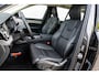 Volvo XC90 2.0 T8 Plug-in Hybrid AWD Ultra Dark | Facelift | Luchtvering | Bowers & Wilkins Audio | Head-up Display | 360 camera | Nappaleder | Stoelventilatie | Stoelmassage | Trekhaak | Alarm | Keyless Entry | Elektrische Achterklep | Matrix LED Koplampen