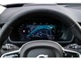 Volvo XC90 2.0 T8 Plug-in Hybrid AWD Ultra Dark | Facelift | Luchtvering | Bowers & Wilkins Audio | Head-up Display | 360 camera | Nappaleder | Stoelventilatie | Stoelmassage | Trekhaak | Alarm | Keyless Entry | Elektrische Achterklep | Matrix LED Koplampen