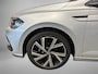 Volkswagen Polo 1.0 TSI 95pk DSG R-Line · Camera · Matrix LED · ACC · Stoelverwarming · Apple/Android Car Play · Sfeerverlichting · Verkeersbord Detectie ·