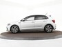 Volkswagen Polo 1.0 TSI 95pk DSG R-Line · Camera · Matrix LED · ACC · Stoelverwarming · Apple/Android Car Play · Sfeerverlichting · Verkeersbord Detectie ·
