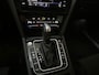Volkswagen Passat Variant 1.5 TSI 150pk DSG Business Navigatie Parkeersensoren Trekhaak