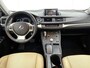 Lexus CT 200h Luxury Line Leder | Stoelverwarming | Mark Levinson audio | Camera | PDC | Cruise