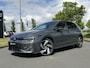 Volkswagen Golf 1.5 eHybrid GTE | Fabrieksgarantie | Panoramadak | Trekhaak | Stoelverwarming + verkoeling | Memory stoelen | HUD | Apple Carplay/Android Auto |