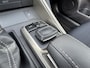 Lexus IS 300h Hybrid Business Line Pro|Schuifdak|NL-Auto