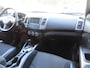 Mitsubishi Outlander 2.0 Intro Edition AUTOMAAT | DEALER ONDERHOUDEN | NAVIGATIE | 118.059 KM NAP |