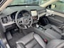 Volvo XC90 2.0 T8 Plug-in hybrid AWD Ultra Dark 455pk Luchtvering / Trekhaak / Massage Stoelen