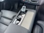 Volvo XC90 2.0 T8 Plug-in hybrid AWD Ultra Dark 455pk Luchtvering / Trekhaak / Massage Stoelen