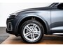 Audi Q5 50 TFSI e S edition Panoramadak - Multifunctioneel stuur plus - interieurvoorverwarming - Audi soundsystem - Achterbank plus - Sportstoelen - stoelverwarming voor - Assistentiepakket City -